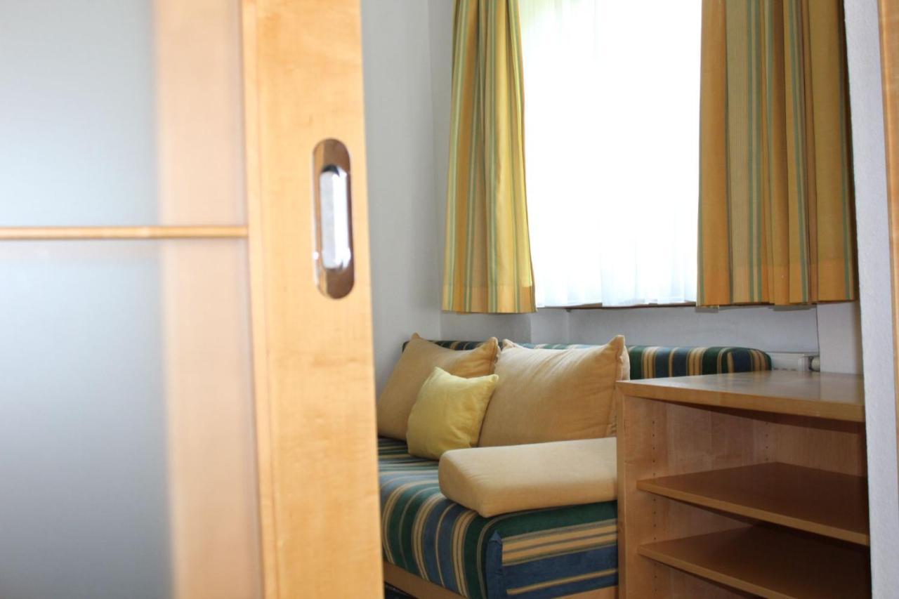 Wanderhotel Garni Cresta シュルンス エクステリア 写真