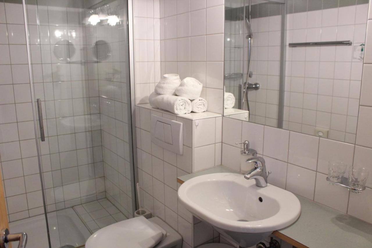 Wanderhotel Garni Cresta シュルンス エクステリア 写真