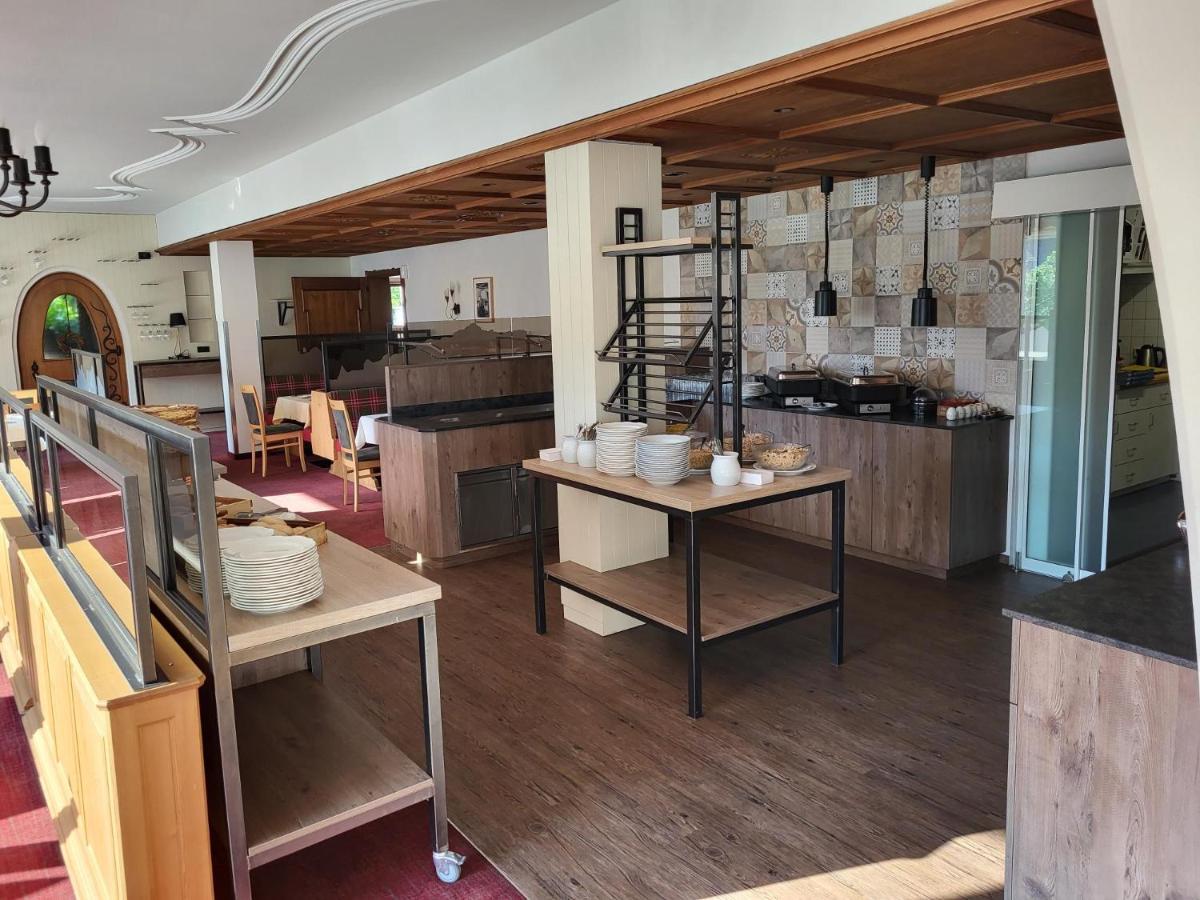Wanderhotel Garni Cresta シュルンス エクステリア 写真